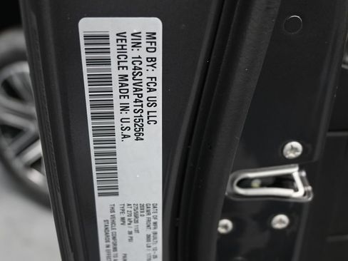 New 2026 Jeep Grand Wagoneer 4WD image 18