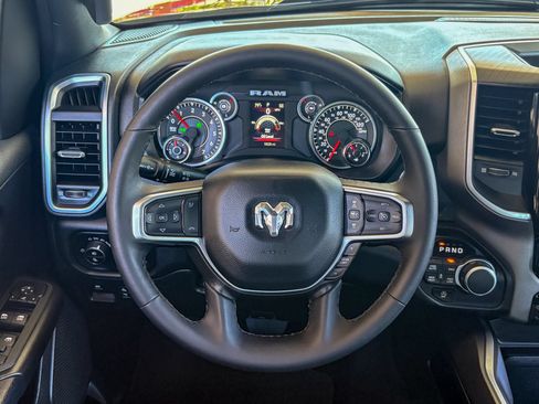 Used 2025 RAM 1500 Big Horn AWD/4WD image 29