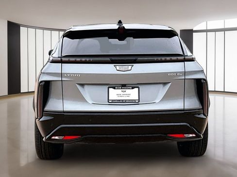 New 2026 Cadillac Lyriq Sport w/ LPO, Floor Liner Package AWD/4WD image 4