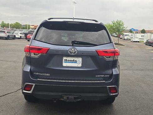 Used 2019 Toyota Highlander Limited AWD/4WD image 6
