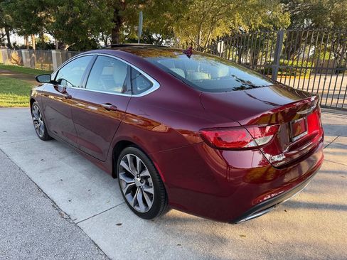 Used 2015 Chrysler 200 C w/ Navigation & Sound Group I image 24