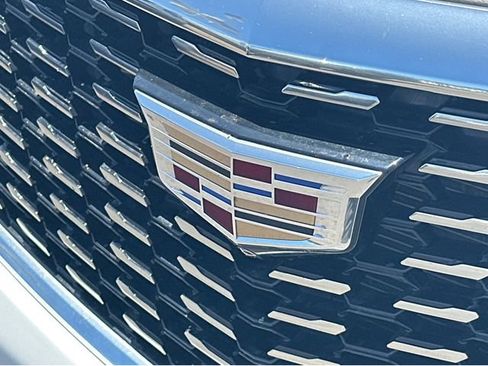 Used 2023 Cadillac XT5 Premium Luxury w/ Technology Package FWD image 37