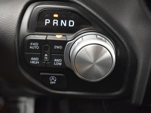 Used 2025 RAM 1500 Laramie image 34