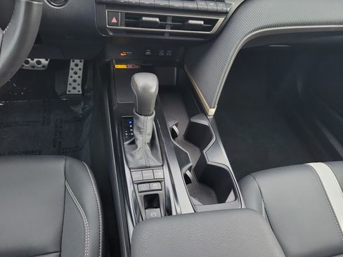 Certified 2025 Toyota Camry SE w/ Convenience Package FWD image 19