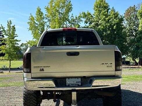 Used 2006 Dodge Ram 2500 Truck SLT AWD/4WD image 8