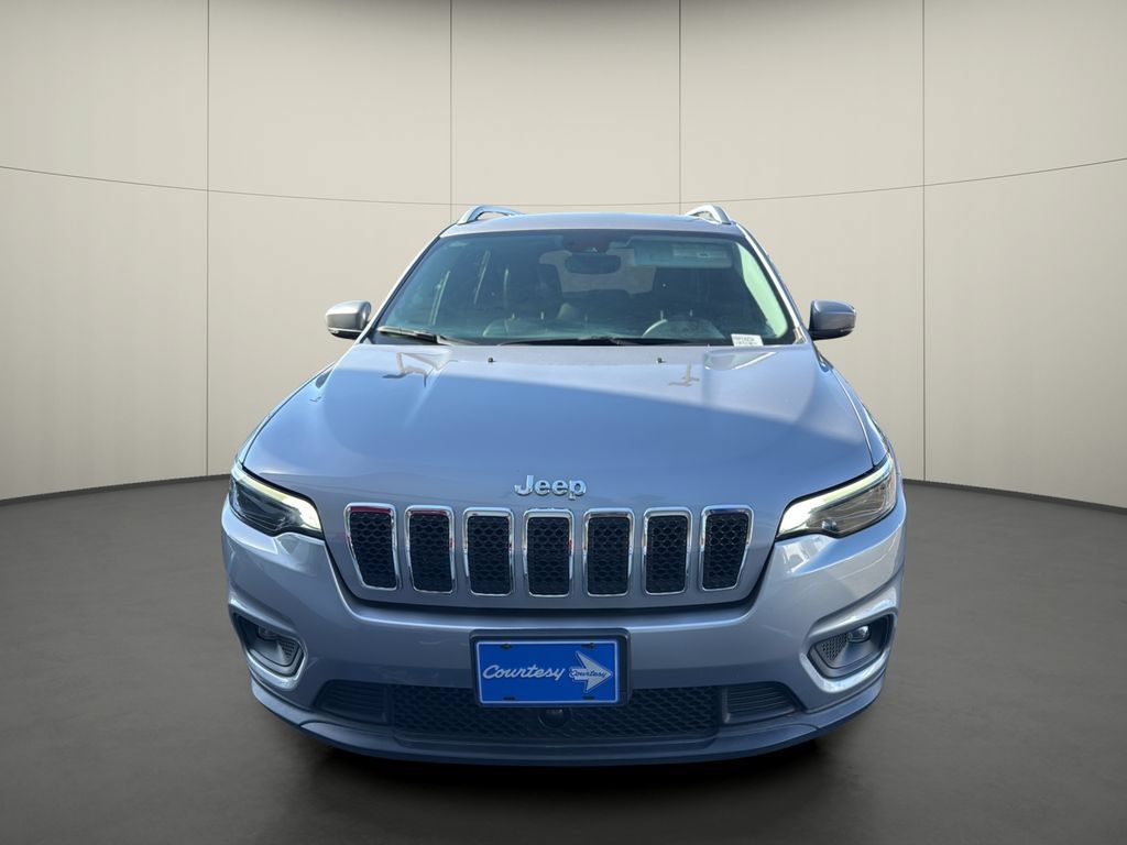 Used 2021 Jeep Cherokee Latitude Lux w/ Comfort/Convenience Group FWD image 2