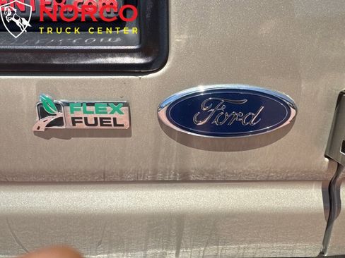 Used 2013 Ford E-350 and Econoline 350 XLT image 14