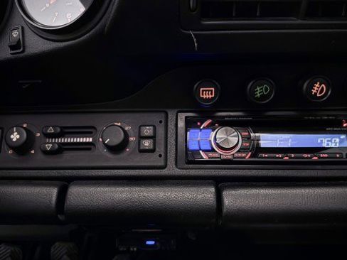 Used 1990 Porsche 911 image 6
