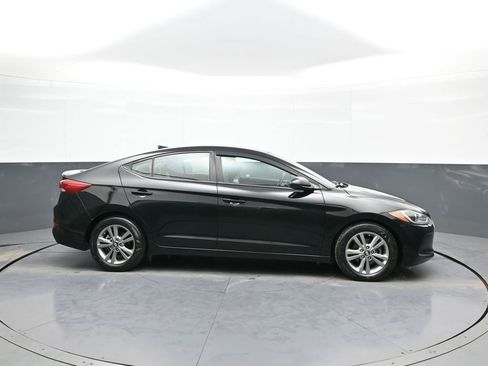 Used 2018 Hyundai Elantra SEL w/ Cargo Package image 5
