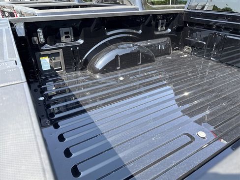 New 2025 Ford F150 Lariat w/ Equipment Group 502A High image 18