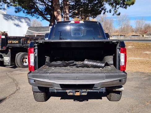 Used 2017 Ford F350 Lariat w/ Lariat Ultimate Package image 10