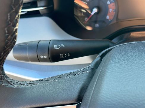 New 2026 Jeep Compass Limited image 18