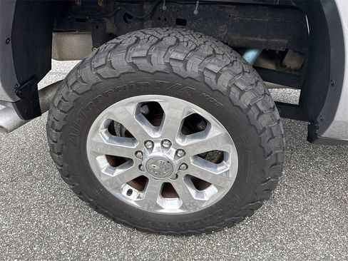 Used 2019 RAM 2500 Laramie image 19