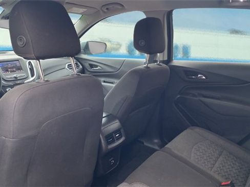 Used 2023 Chevrolet Equinox LT image 17
