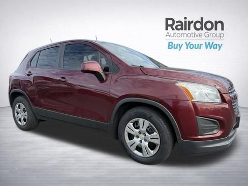 Used 2016 Chevrolet Trax LS FWD image 1