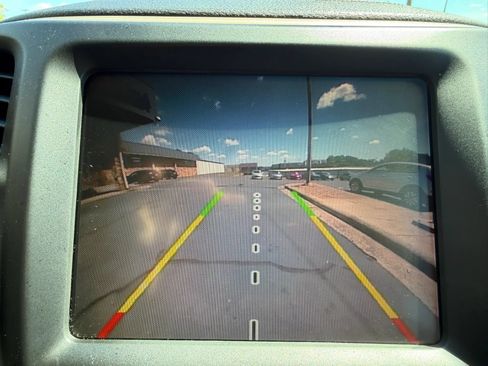 Used 2016 Jeep Cherokee Latitude FWD image 19
