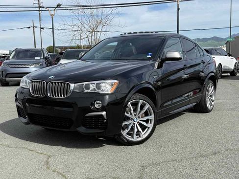 Used 2017 BMW X4 M40i image 3