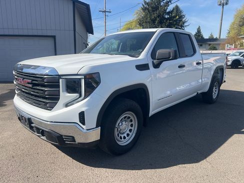 Used 2023 GMC Sierra 1500 Pro w/ Pro Value Package image 2