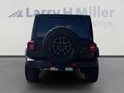 Used 2023 Jeep Wrangler Unlimited Rubicon 392 w/ Xtreme Recon 35" Tire Package AWD/4WD image 4