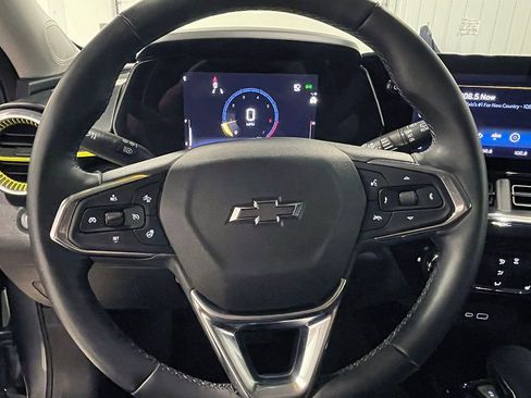 Used 2024 Chevrolet Trax ACTIV FWD image 34