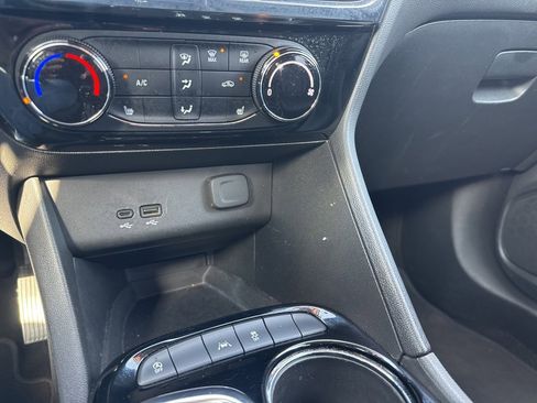 Used 2024 Buick Encore GX Sport Touring w/ Comfort Package image 20