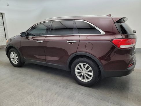 Used 2016 Kia Sorento AWD w/ LX Convenience Package image 3