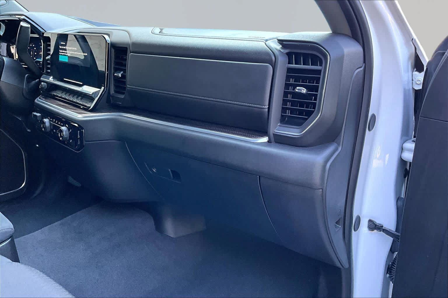 Used 2025 Chevrolet Silverado 2500 LT w/ Convenience Package AWD/4WD image 37