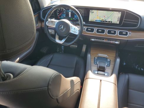 Used 2023 Mercedes-Benz GLS 450 4MATIC image 16