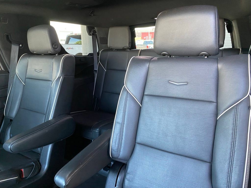 Used 2022 Cadillac Escalade Sport w/ Touring Package AWD/4WD image 31