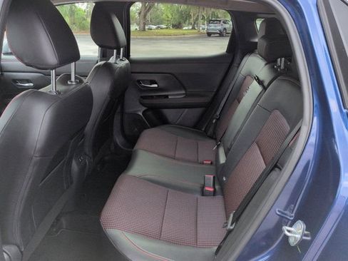 Used 2025 Nissan Kicks SR FWD image 13