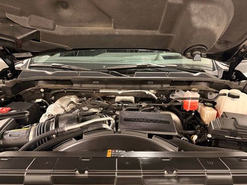 Used 2025 GMC Sierra 2500 AT4X image 11