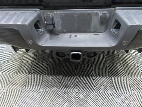 Used 2025 Ford F250 Lariat w/ Black Appearance Package image 40