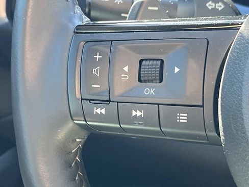 Used 2024 Nissan Pathfinder SL w/ SL Premium Package image 34