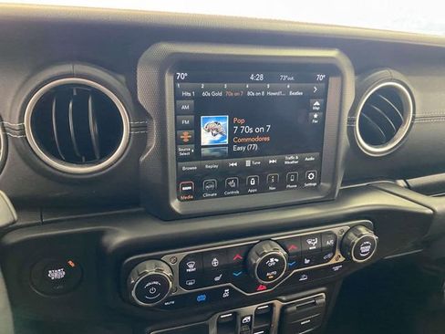 Used 2023 Jeep Wrangler Unlimited Sahara w/ Cold Weather Group image 26