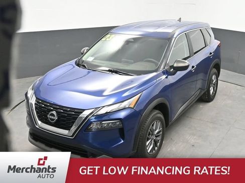 Used 2023 Nissan Rogue S AWD/4WD image 30