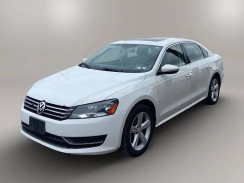 Used 2012 Volkswagen Passat 2.5 SE FWD image 3