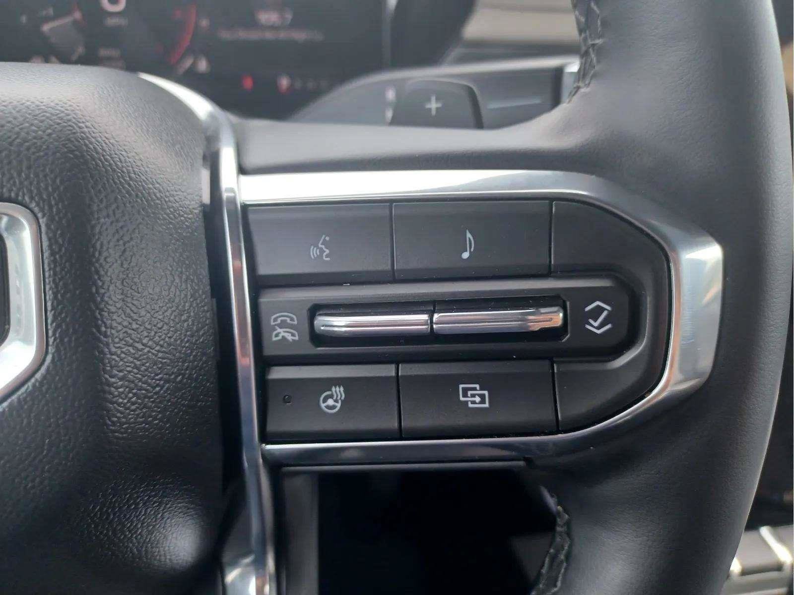 Used 2026 GMC Acadia AWD Elevation w/ Elevation Premium Package image 22