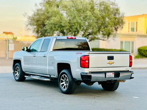 Used 2019 Chevrolet Silverado 1500 LT AWD/4WD image 6