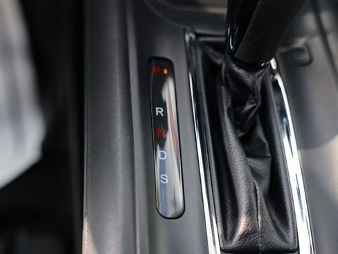 Used 2016 Honda HR-V EX image 29