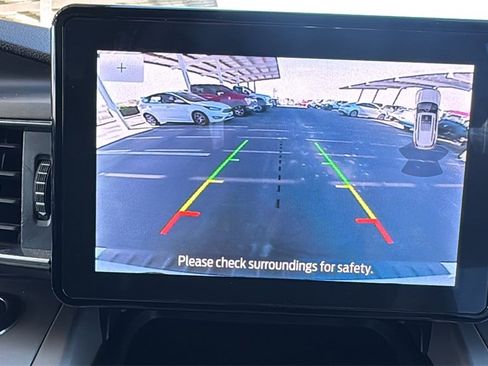 Certified 2022 Ford Explorer XLT w/ Equipment Group 202A image 16