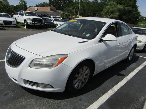 Used 2013 Buick Regal Leather FWD image 1