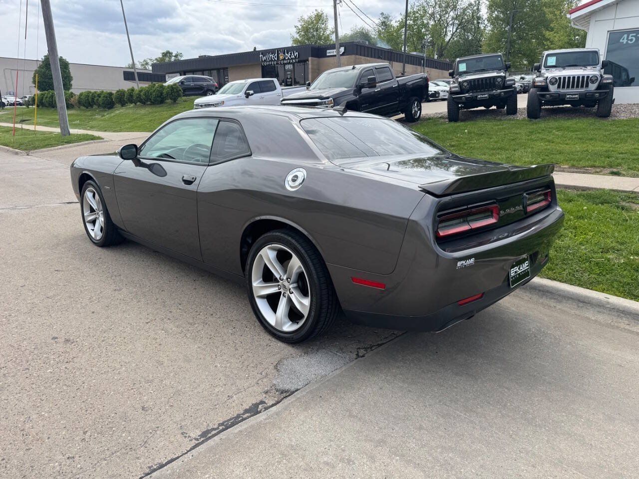 Used 2018 Dodge Challenger R/T w/ Sound Group RWD image 3