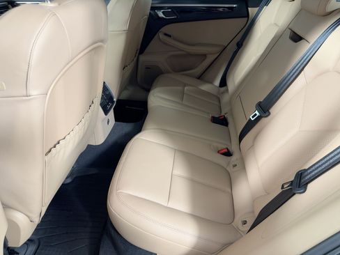 Certified 2026 Porsche Macan S AWD/4WD image 15