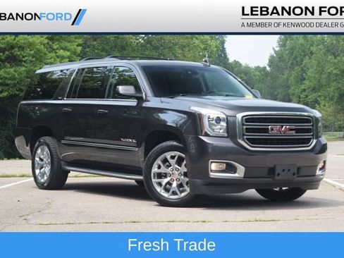 Used 2017 GMC Yukon XL SLT w/ Open Road Package AWD/4WD image 1