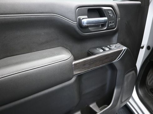 Used 2019 Chevrolet Silverado 1500 LTZ w/ LTZ Plus Package image 11