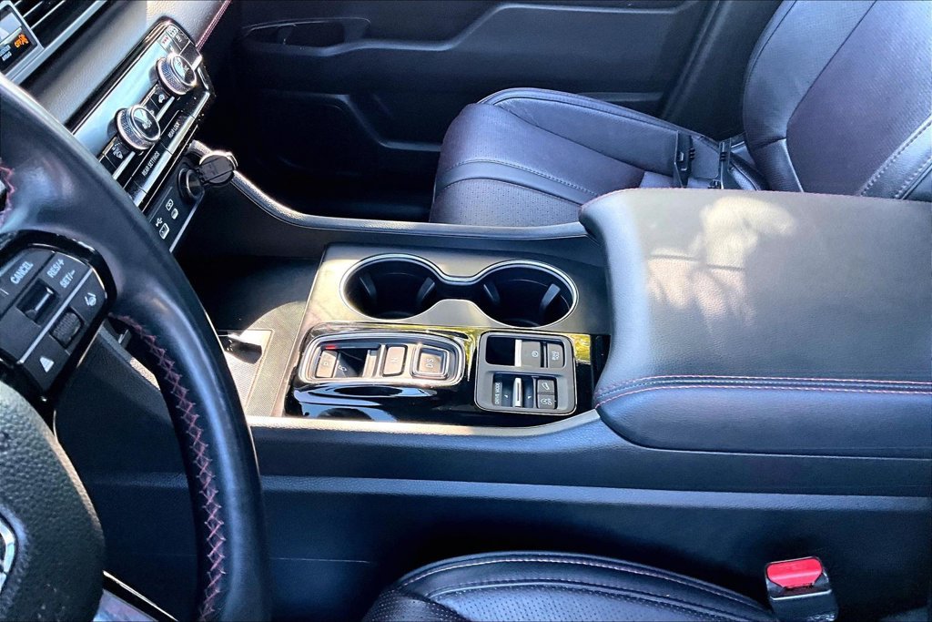 Used 2025 Honda Pilot Black Edition image 15