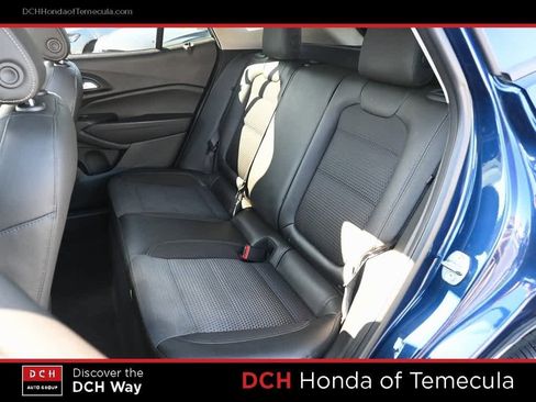 Used 2024 Chevrolet Trax LT w/ Sunroof Package image 19