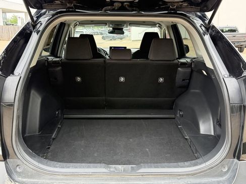 Used 2024 Toyota RAV4 LE AWD/4WD image 33