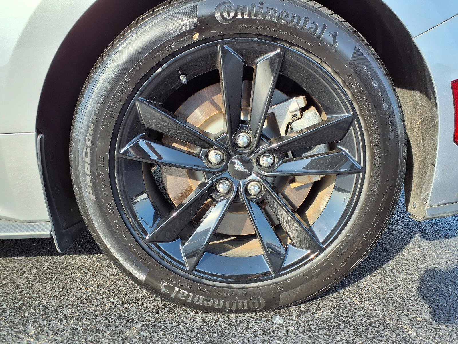 Used 2024 Ford Mustang GT RWD image 25