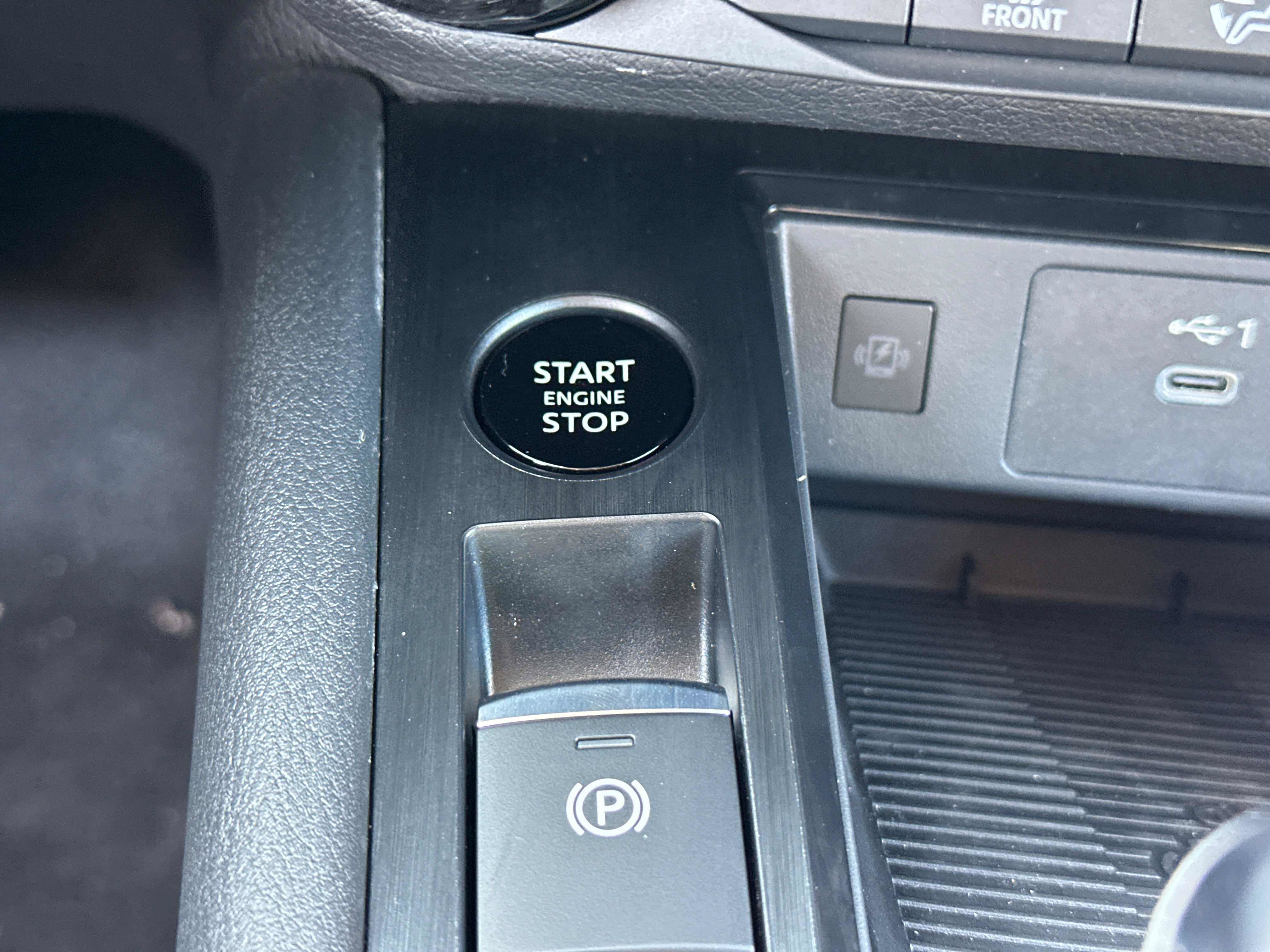 New 2027 Nissan Kicks SV AWD/4WD image 37